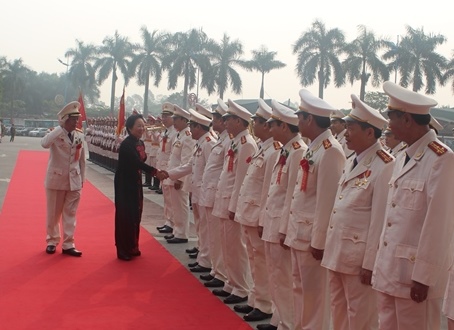 Học viện CSND đón đồng chí Phó Chủ tịch nước Nguyễn Thị Doan theo Nghi lễ CAND
